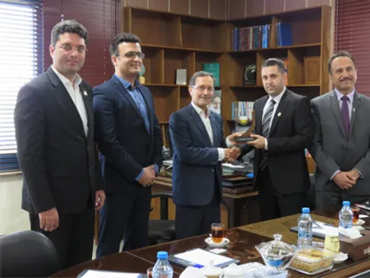 معاونان دانشگاه راپرین اقلیم کردستان عراق با رئیس دانشگاه فردوسی دیدار کردند