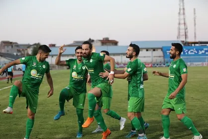 بسته شدن پنجره نقل و انتقالاتی ذوب آهن با حکم فیفا