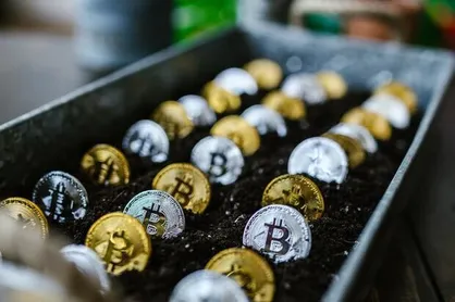 قیمت بیت&zwnj;کوین کاهش یافت+ جزئیات
