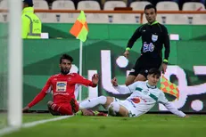 تغییر محل بازی ذوب آهن - پرسپولیس در بلیت‌های بازی+عکس