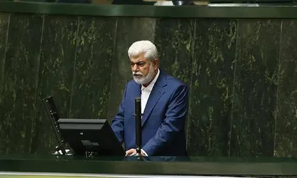 برداشت از صندوق توسعه ملی برای تامین بودجه نشان از اوضاع بحرانی اقتصادی دارد