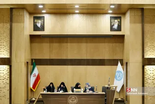 نشست بررسی نقش زنان در افق چهل سال انقلاب 