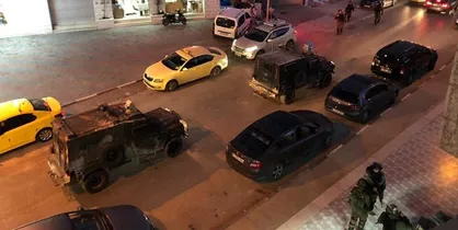 محاصره وزارت مالی تشکیلات خودگردان/ ۲ جوان فلسطینی بازداشت شدند