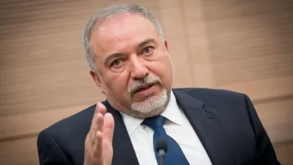 لیبرمن: سوال من از نتانیاهو این است که از پایان جنگ تا امروز چه اقداماتی برای ساخت پناهگاه و حفاظت انجام شده؟ / در جنگ اخیر ضربه سنگینی به موسسه وایزمن وارد شد + فیلم