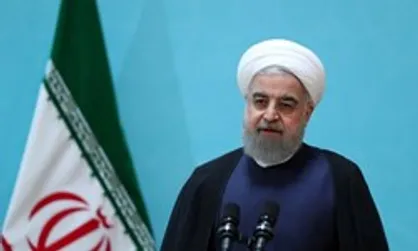 آمریکایی&zwnj;ها از یک طرف ملت ایران را تحت فشار قرار می&zwnj;دهند از طرف دیگر پیغام مذاکره می&zwnj;دهند/ مردم در سختی هستند؛ باید آستین&zwnj;ها را بالا بزنیم