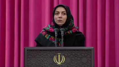 گلایه لیلی عاج نویسنده و کارگردان از ترجمه&zwnj;های ضعیف و انتخاب&zwnj;های نازل در آثار نمایشی کشور در دیدار امروز با رهبر انقلاب + فیلم
