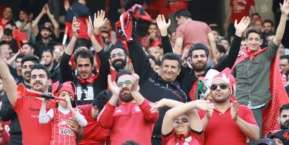 بلیت&zwnj;های جایگاه و روبروی جایگاه پرسپولیس و سپاهان به پایان رسید