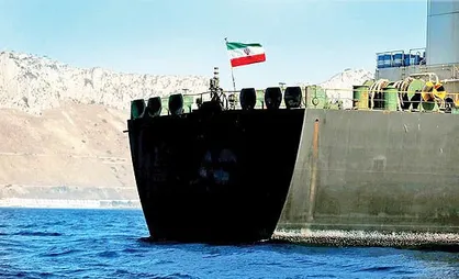رویترز: ۲۰۰ نفتکش ایرانی بی&zwnj;اعتنا به تحریم ۲ میلیون تن نفت حمل می&zwnj;کنند