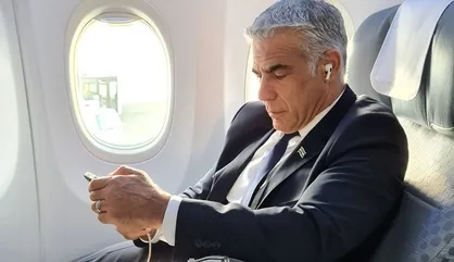 لاپید در راه واشنگتن برای بحث درباره ایران
