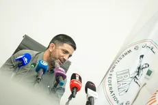 دبیر: هیچ زمانی نمی‌خواهم به فدراسیون فوتبال بیایم؛ یک عده نترسند!