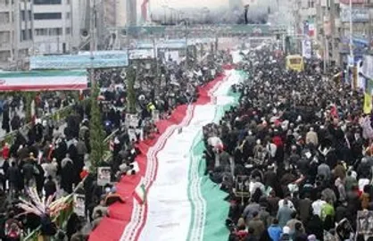 قطعنامه پایانی راهپیمایی ۲۲ بهمن ۹۷: ضرورت عبرت&zwnj;آموزی از بدعهدی آمریکا در برجام/ بنیه دفاعی باید تقویت شود