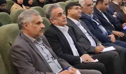 مطالبات دانشجویان یادداشت شد آیا پیگیری هم می&zwnj;شوند؟/ دانشجویان از خوابگاه فرسوده تا امکانات دیجیتال سخن گفتند + فیلم