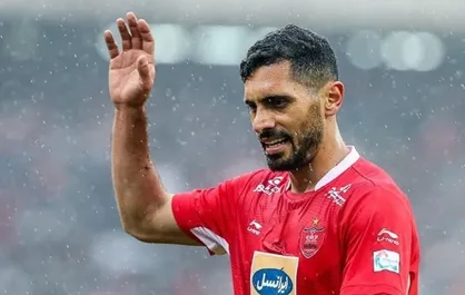 حضور آریا برزگر در باشگاه پرسپولیس؛ امید عالیشاه تا ساعتی دیگر برای تمدید می&zwnj;رود
