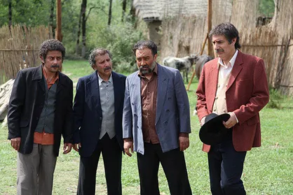 سالار عقیلی برای &laquo;وارش&raquo; می&zwnj;خواند