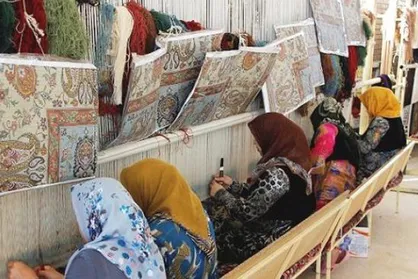 زنان روستا پیشگام در اشتغال خانگی
