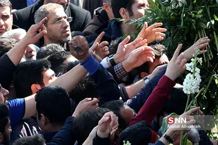 تشییع پیکر دو شهید گمنام در دانشگاه تهران جنوب