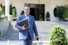 بدرفتاری کارمندان را در صورت وقوع گزارش کنید