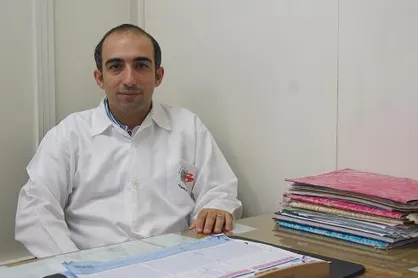 طبرسی: استفاده از شیره تریاک برای درمان کرونا خطرناک است