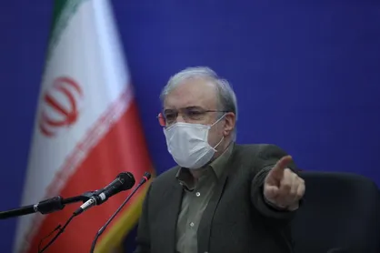 کاهش بیش از ۴۰ درصدی مرگ و میر روزانه بیماران کرونا در ایران/ راه انتقال پول واکسن کرونا را بسته&zwnj;اند