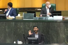 دولت در فکر وزیر بعدی؛ مجلس در پی رفع مشکلات / در جلسه رای اعتماد مدرس خیابانی چه گذشت