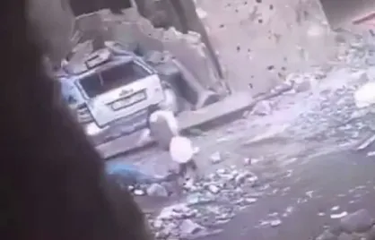 حمله پهپادی صهیونیست&zwnj;ها به کودک فلسطینی که برای خانواده&zwnj;اش آب می&zwnj;برد