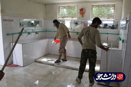 خدمت رسانی دانشجویان خوزستانی به سیل زدگان اسکان داده شده در یادمان شهدای هویزه