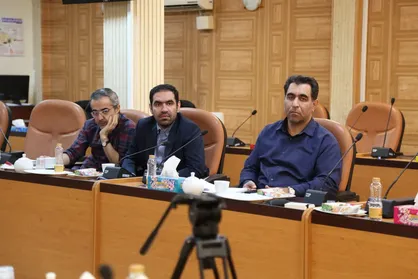 نشست تخصصی چالش&zwnj;ها و راهکارهای گسترش صنایع خلاق و توسعه زیست&zwnj;بوم فناوری در روستاها برگزار شد