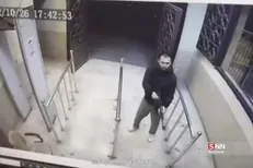 لحظه دستگیری تروریست مسلح حرم شاهچراغ(ع) توسط نیروهای یگان ویژه