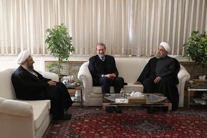 نشست مشترک سران سه قوه آغاز شد