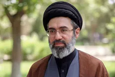 رهبر انقلاب: استفاده هدفمند از هوش مصنوعی در تحلیل داده‌ها، نقش مهمی در ارتقای عملکرد فراجا دارد