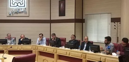 شهردار زنجان بدون دستور استاندار در هیچ جلسه رسمی حاضر نمی&zwnj;شود