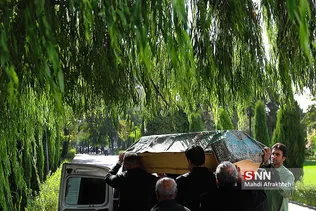 تشییع پیکر مرحوم عزت الله انتظامی