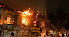 قلب گرگان سوخت؛ روایت جدال با شعله‌های سرکش حریق/ خاکسترها هنوز راز آتش را پنهان کرده‌اند