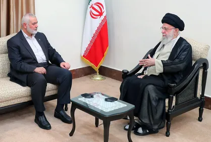 سپاه: خونخواهی رهبر شهید و اسماعیل هنیه، قطعی است/ توطئه خلع سلاح حماس با شکست راهبردی مواجه می&zwnj;شود