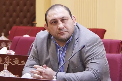 رئیس انجمن کشتی ناشنوایان:کشتی در کاروان ناشنوایان هم پرچمداری کرد