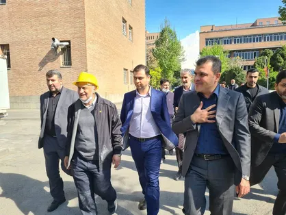 بازدید معاون علمی رئیس جمهور از دانشگاه شریف پس از حمله آمریکایی صهیونیستی به این دانشگاه+ تصاویر