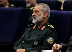 جزئیات پهلوگیری کشتی آمریکایی در سواحل یکی از کشورهای منطقه خلیج فارس/ بهانه جدید آمریکا برای تداوم حضور در منطقه