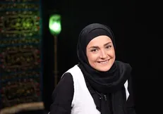 واکنش آزاده آل‌ایوب به مسئله حجاب: «حجاب را دوست دارم تا انسان دیده شوم، نه کالا»