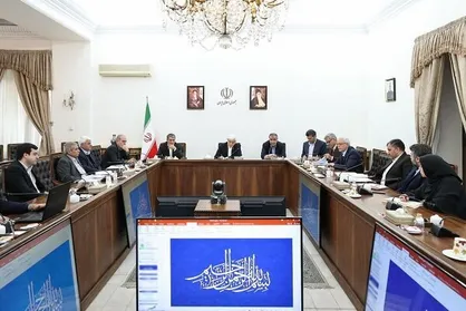 عارف: طرح ۲۰ هزار مگاوات نیروگاه&zwnj;های اتمی یک ضرورت انکارناپذیر است
