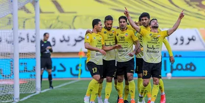 هفته هجدهم لیگ برتر| قطار بدون توقف زرد از سد تراکتور عبور کرد