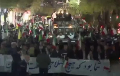 حماسه&zwnj;ای بی&zwnj;نظیر در شب چهل&zwnj;وهفتم تجمعات مردم شهرکرد؛ مردمی که با همت و ایمان، داستانی تازه از همبستگی و مقاومت آفریدند