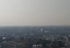 آلودگی هوا مدارس ۴ شهرستان خوزستان را غیر حضوری کرد