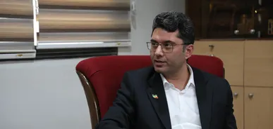 پای استادان ایرانی ۲۰۰ دانشگاه برتر جهان به پایان‌نامه و رساله‌های داخل باز می‌شود