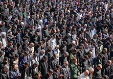 نماز ظهر عاشورا از تلویزیون پخش می‌شود