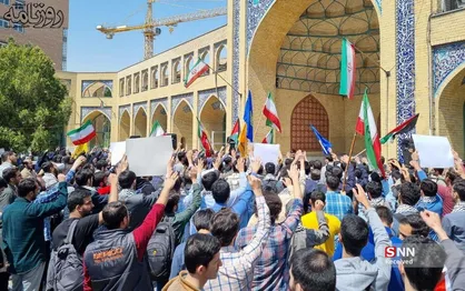 تجمع دانشگاهیان دانشگاه&zwnj;های شریف و امیرکبیر و علم صنعت در حمایت از پاسخ موشکی و پهپادی ایران به صهیونیست&zwnj;ها +تصاویر