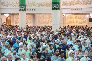 نماز عید قربان در حرم بانوی کرامت