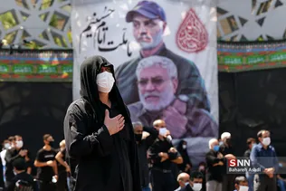 عزاداری ظهر عاشورا در میدان امام حسین (ع)