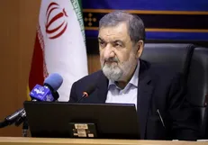 محسن رضایی: تحقق اقتصاد مردمی فقط با تفویض اختیار به فرمانداران و استانداران امکان‌پذیر است