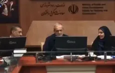 واکنش جالب رئیس جمهور به خبری مبنی بر ورود جنگنده به فضای آسمان ایران وسط جلسه