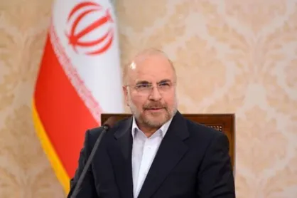 قالیباف: مسئولان نباید در کاری که مردم انجام می&zwnj;دهند دخالت کنند / نبود مدیریت صحیح؛ مشکل اول کشور